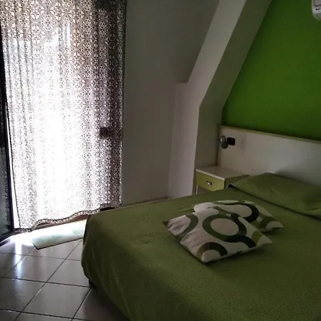לינה וארוחת בוקר Casa Del Sole
