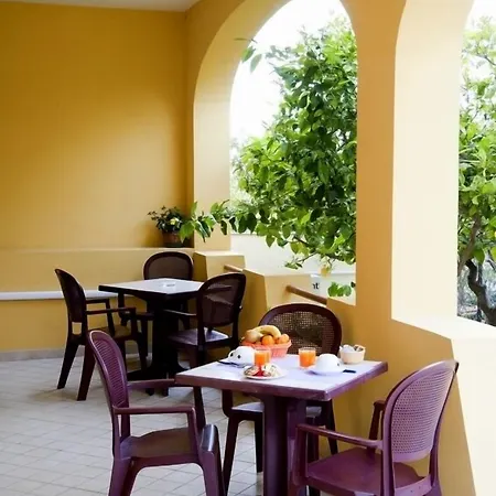 Casa Del Sole קאלה גונונה
