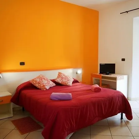 Casa Del Sole לינה וארוחת בוקר קאלה גונונה