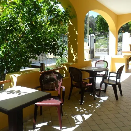 לינה וארוחת בוקר Casa Del Sole *